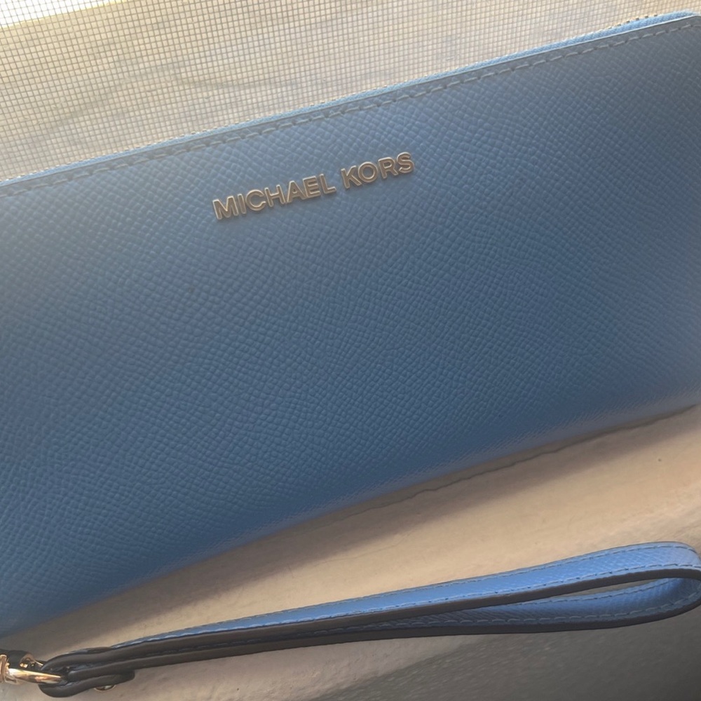 Blue || Michael Kors wallet || brand new ||